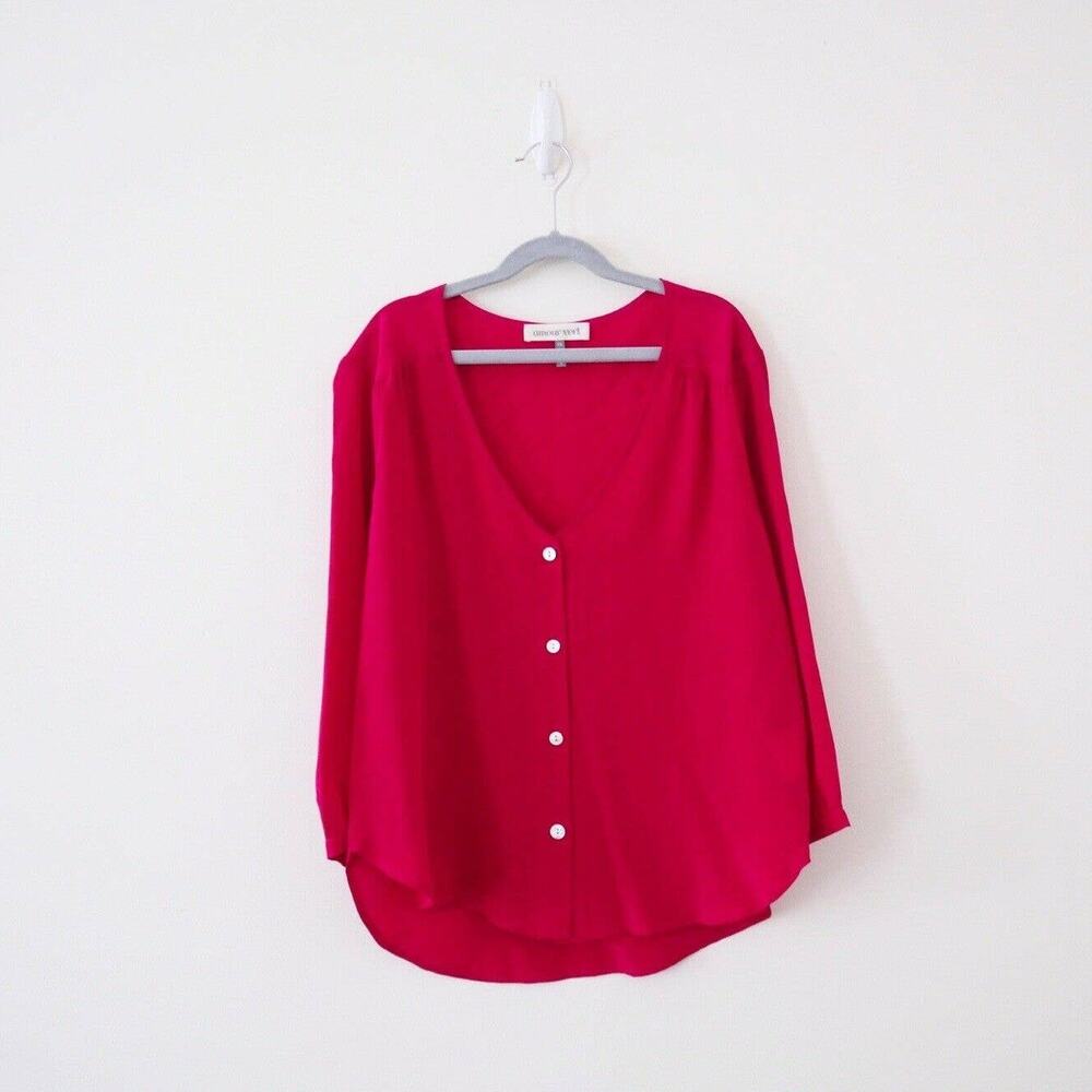 Amour Vert Silk Fuchsia V Neck Blouse